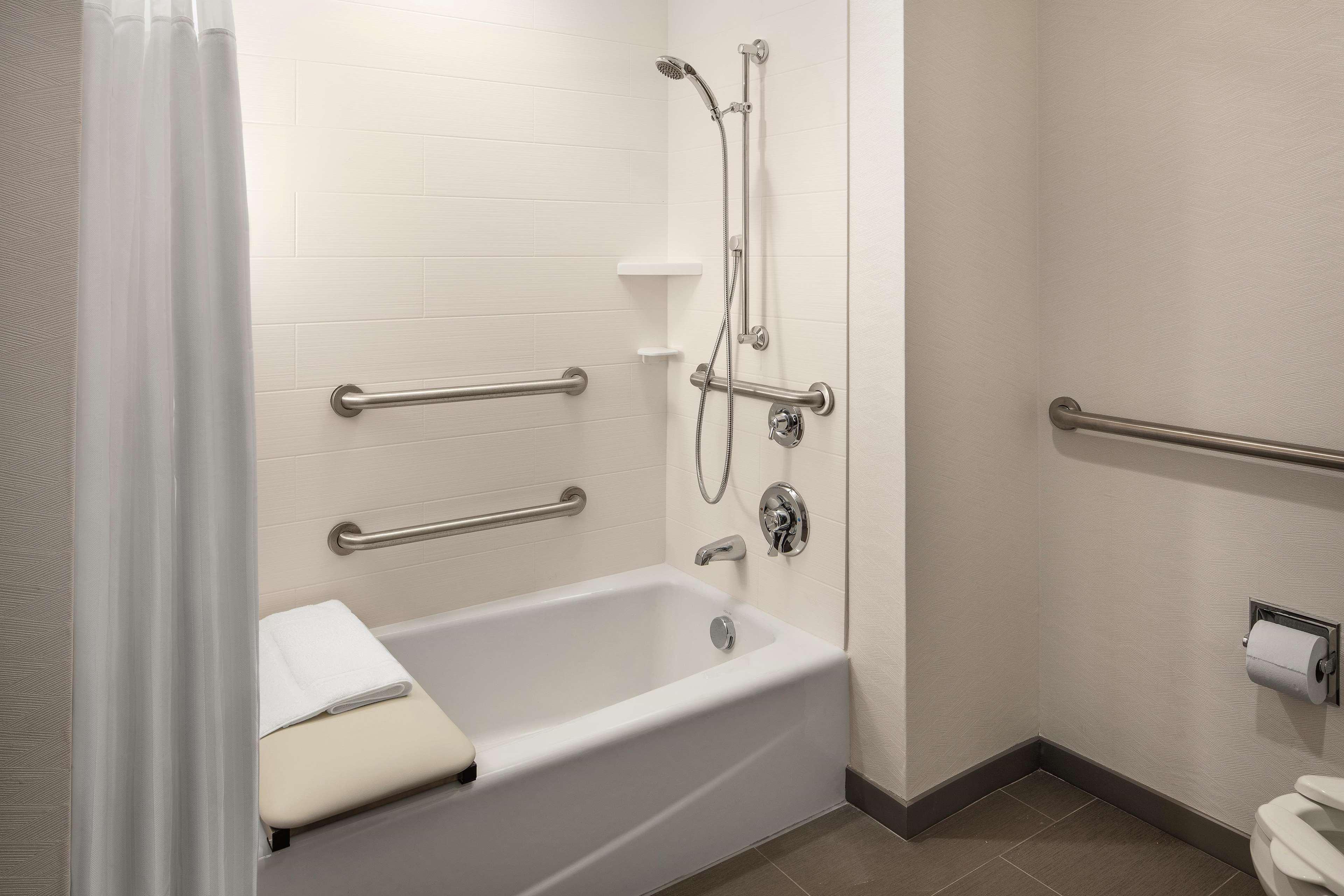 Hilton Garden Inn Sacramento Airport Natomas מראה חיצוני תמונה