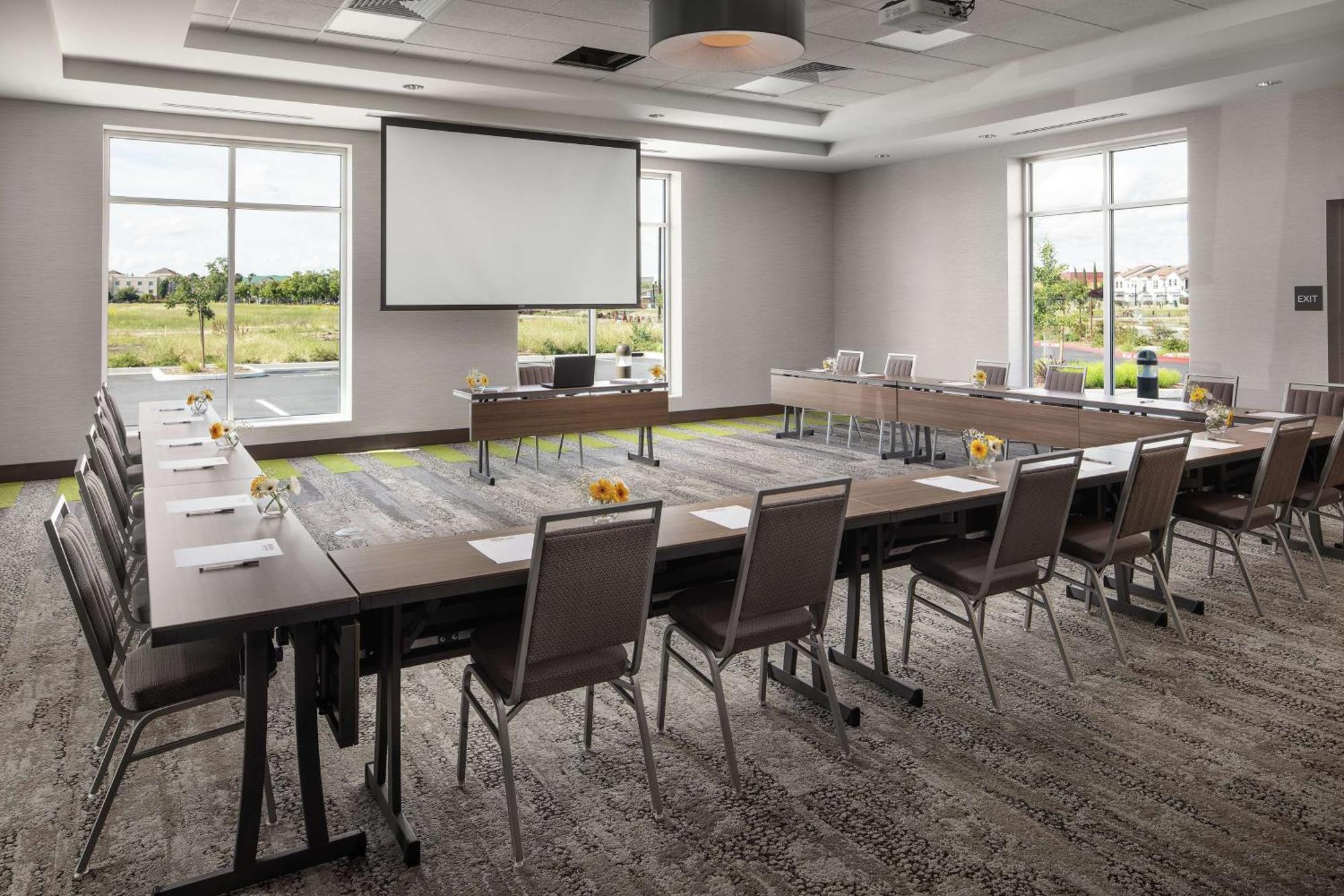 Hilton Garden Inn Sacramento Airport Natomas מראה חיצוני תמונה